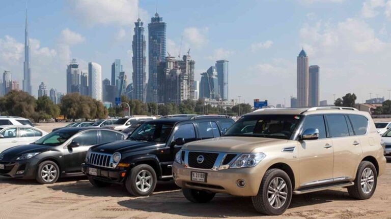 Driving Fun in Dubai with a Monthly Car Rental
