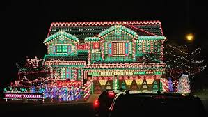 Essential Information on Christmas Light Hanging Services in Denver CO